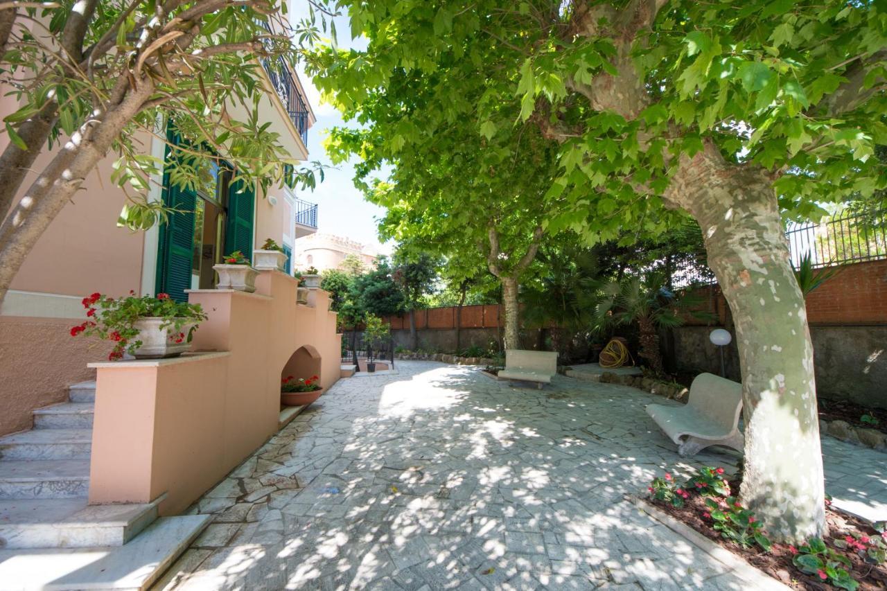 Ostello San Luigi Orione Anzio Exterior photo